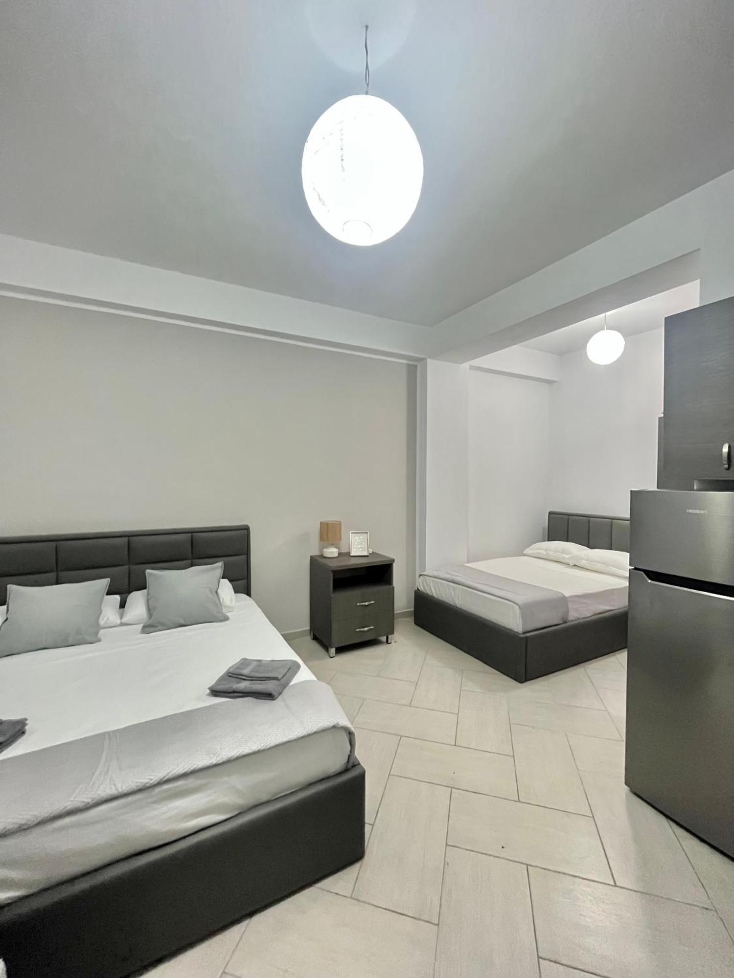 Blossom Apartments Vlore Exterior photo