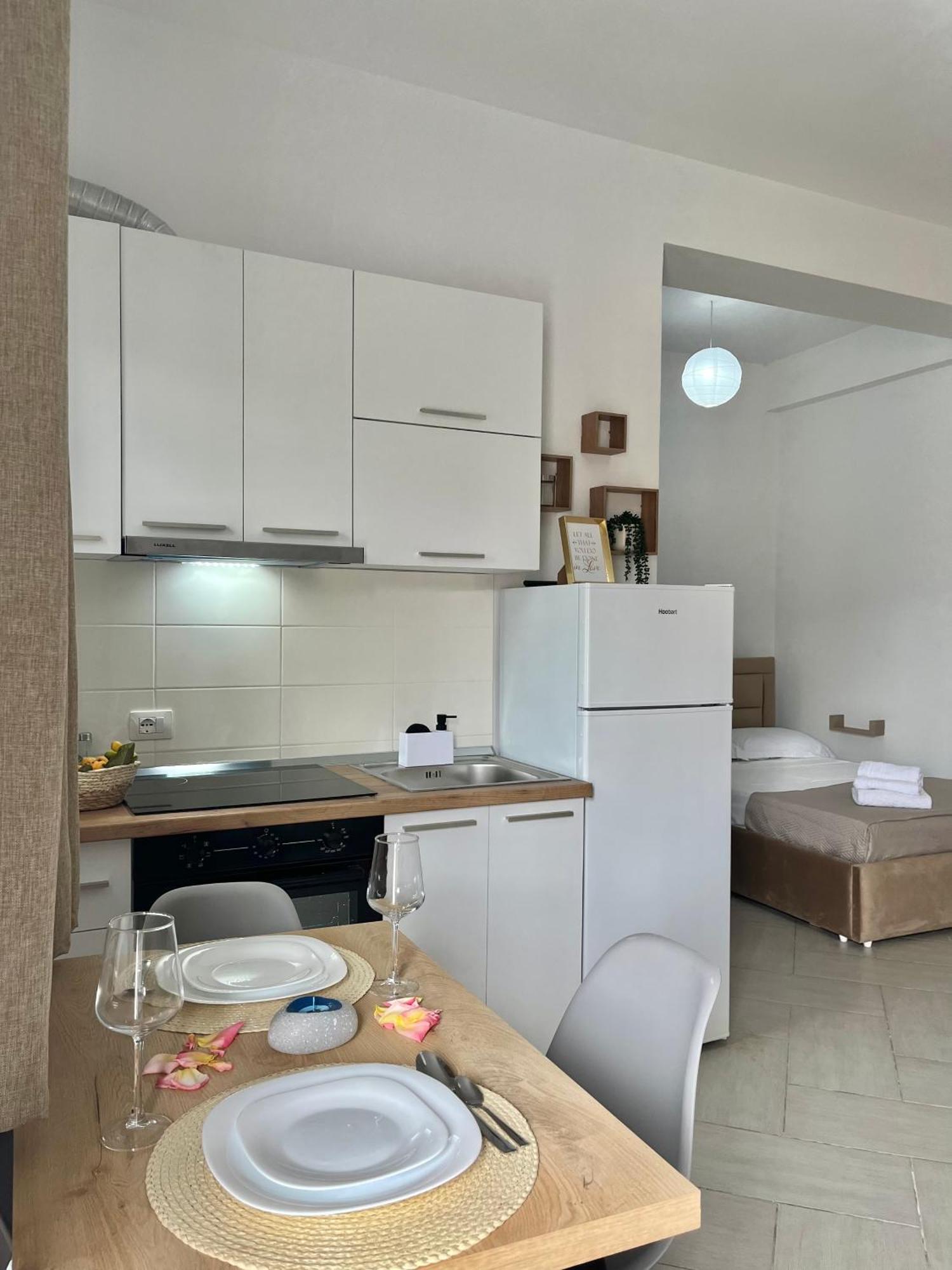 Blossom Apartments Vlore Exterior photo